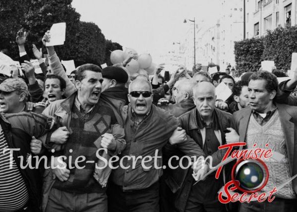 La Tunisie est à un croisement de chemin « Chari’a oui, chari’a non »  La Tunisie est à un croisement de chemin « Chari’a oui, chari’a non »