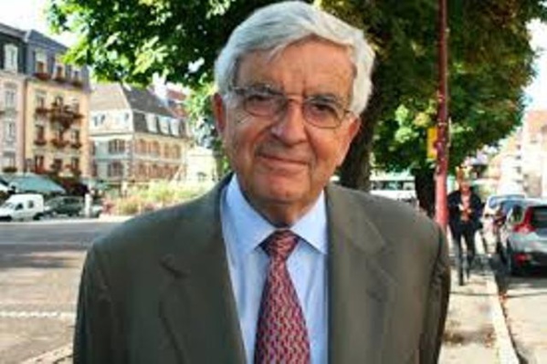 Jean-Pierre Chevènement, un homme d'Etat et illustre républicain qui honore la France.