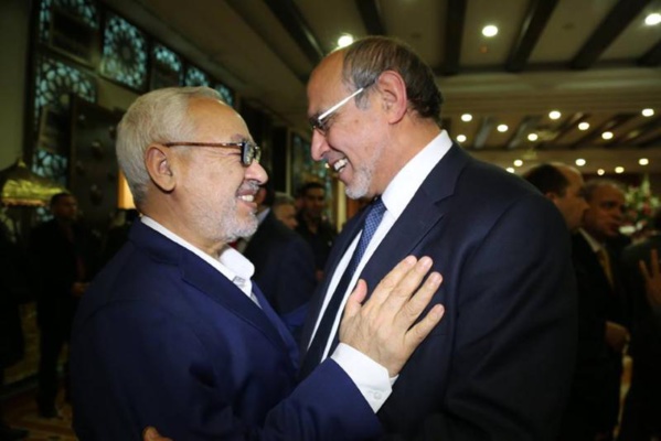 Rasched Ghannouchi et Hamadi Jebali, le 18 décembre 2014, à l'ambassade du Qatar en Tunisie, lors de la fête nationale de cet émirat islamo-mafieux.