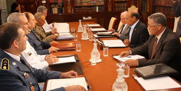 Premier à gauche sur la photo, le général Mohamed Nejib Jelassi Premier à gauche sur la photo, le général Mohamed Nejib Jelassi