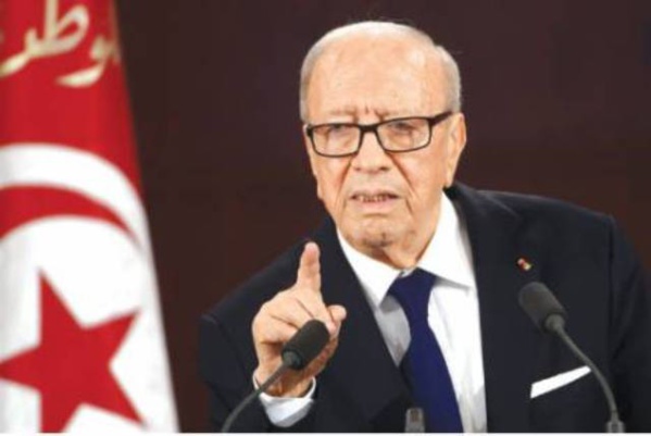 En décidant l'état d'urgence, le président Béji Caïd Essebsi prend la mesure du péril islamo-terroriste qui menace la sécurité de la Tunisie.