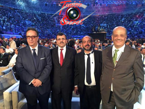 De gauche à droite, Hafedh Caïd Essebsi, Ali Larayedh, Manar Skandrani et Abderraouf Khammassi. Il ne manquait à la photo que le grand filou Chafik Jarraya ! De gauche à droite, Hafedh Caïd Essebsi, Ali Larayedh, Manar Skandrani et Abderraouf Khammassi. Il ne manquait à la photo que le grand filou Chafik Jarraya !