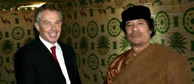 Tony Blair, qui s'était déjà bien engraissé de la destruction de l'Irak, avec le colonel Kadhafi, dont on avait ordonné l'exécution pour le faire taire à jamais.
