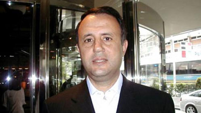 Slim Chiboub dans son exil doré à Abou Dhabi. Slim Chiboub dans son exil doré à Abou Dhabi.
